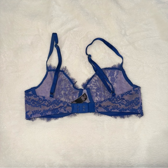 Victoria’s Secret Unlined Lace Bra - Picture 2 of 4